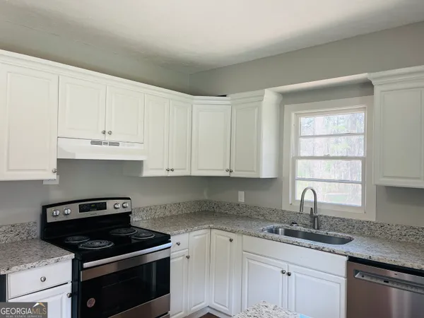 $1,570 | 32 North Cove Drive, Hogansville, GA 30230