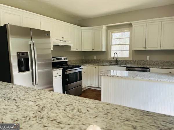 $1,570 | 32 North Cove Drive, Hogansville, GA 30230