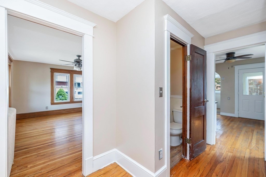21 Kingsley Street Springfield, MA 01104 - Photo 5 of 38 Gallery Image 5