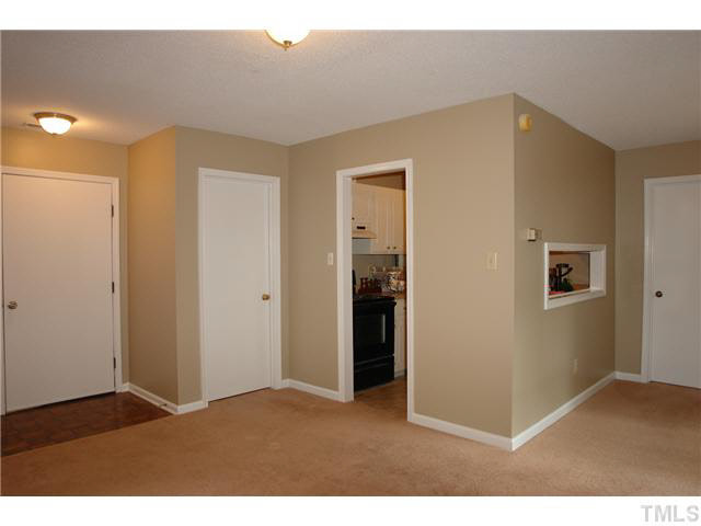3233 Mill Run, Unit 3233 Raleigh, NC 27612 - Photo 5 of 18 Photo 5
