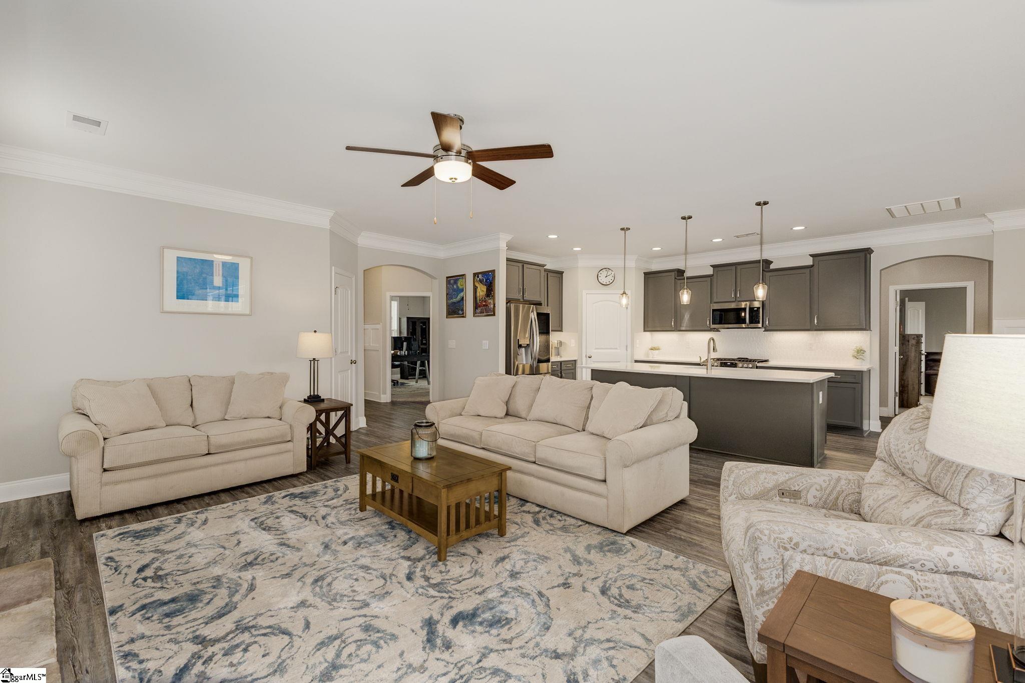 421 Wynstone Place Greenville, SC 29607 - Photo 7 of 47 Gallery Image 7