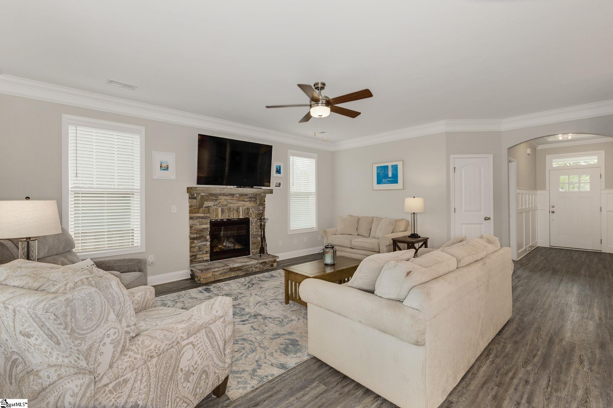421 Wynstone Place Greenville, SC 29607 - Photo 10 of 47 Gallery Image 10
