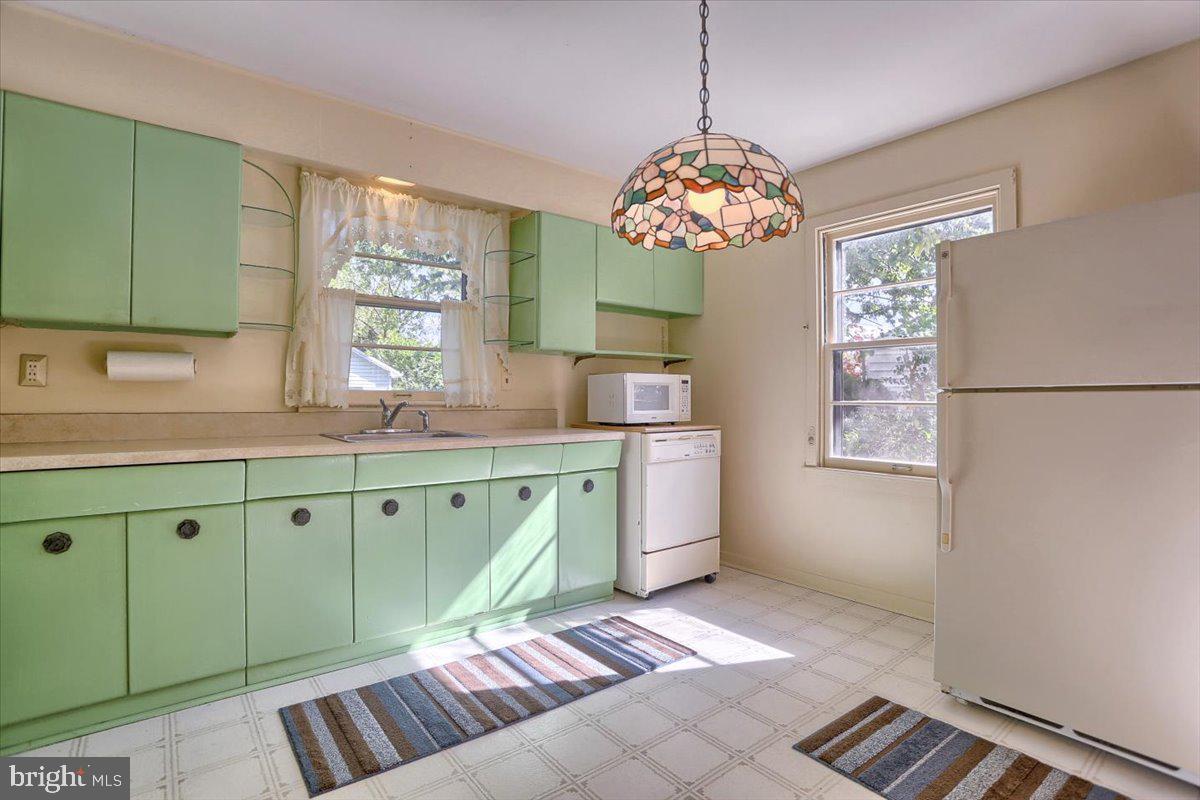 88 Oneida Road Camp Hill, PA 17011 - Photo 12 of 30 Gallery Image 12