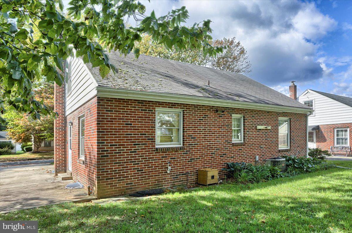 88 Oneida Road Camp Hill, PA 17011 - Photo 25 of 30 Gallery Image 25