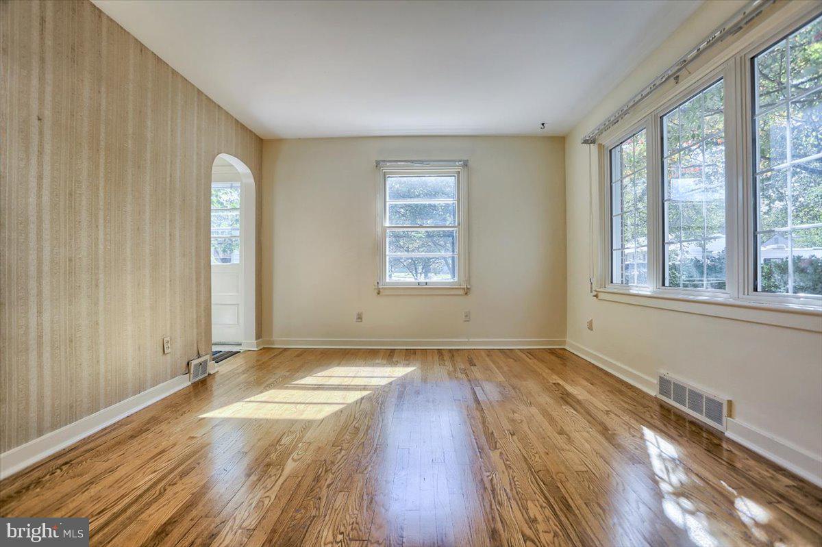 88 Oneida Road Camp Hill, PA 17011 - Photo 4 of 30 Gallery Image 4