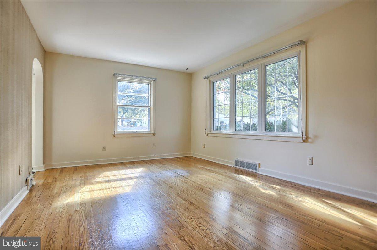 88 Oneida Road Camp Hill, PA 17011 - Photo 5 of 30 Gallery Image 5