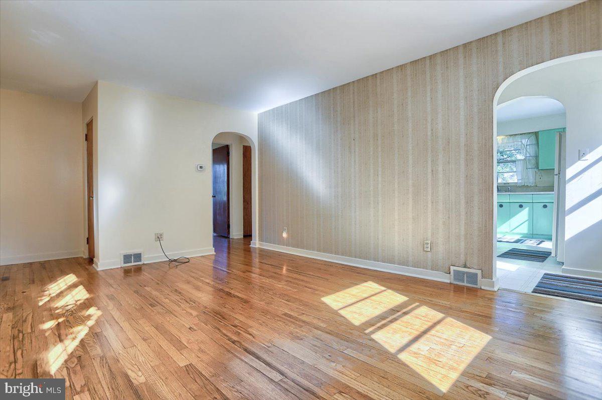 88 Oneida Road Camp Hill, PA 17011 - Photo 8 of 30 Gallery Image 8