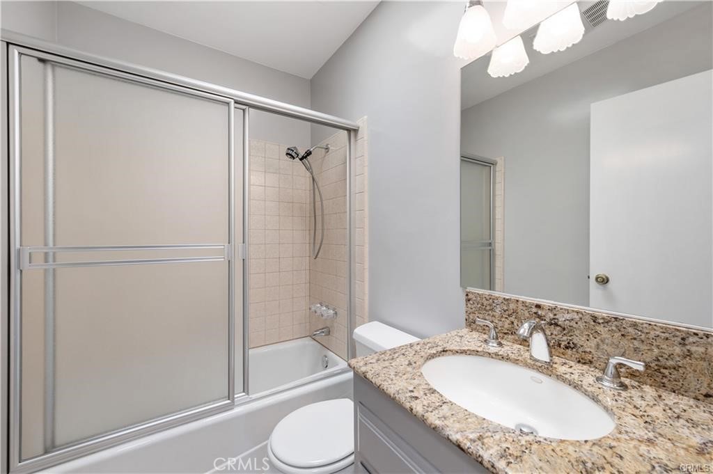 2111 Pullman Lane, Unit A Redondo Beach, CA 90278 - Photo 18 of 26 Bathroom