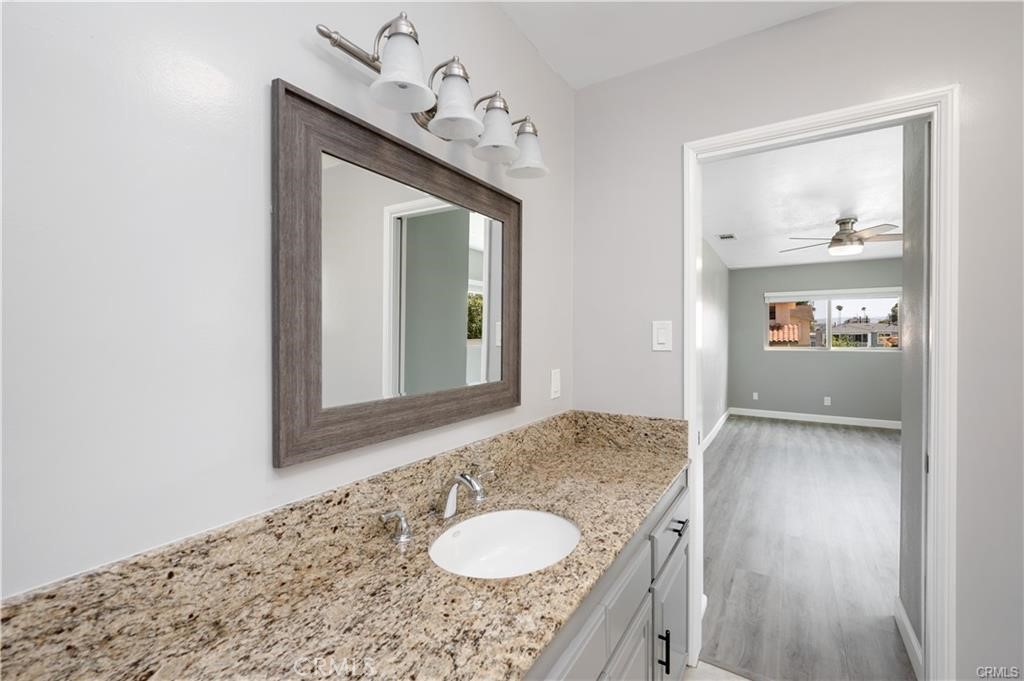 2111 Pullman Lane, Unit A Redondo Beach, CA 90278 - Photo 21 of 26 Bathroom