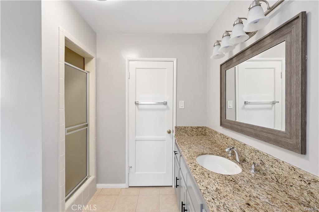 2111 Pullman Lane, Unit A Redondo Beach, CA 90278 - Photo 22 of 26 Bathroom