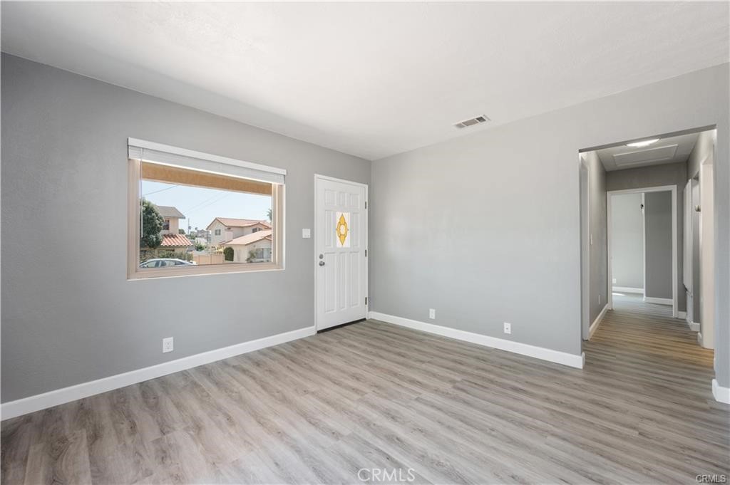 2111 Pullman Lane, Unit A Redondo Beach, CA 90278 - Photo 6 of 26 Living Room