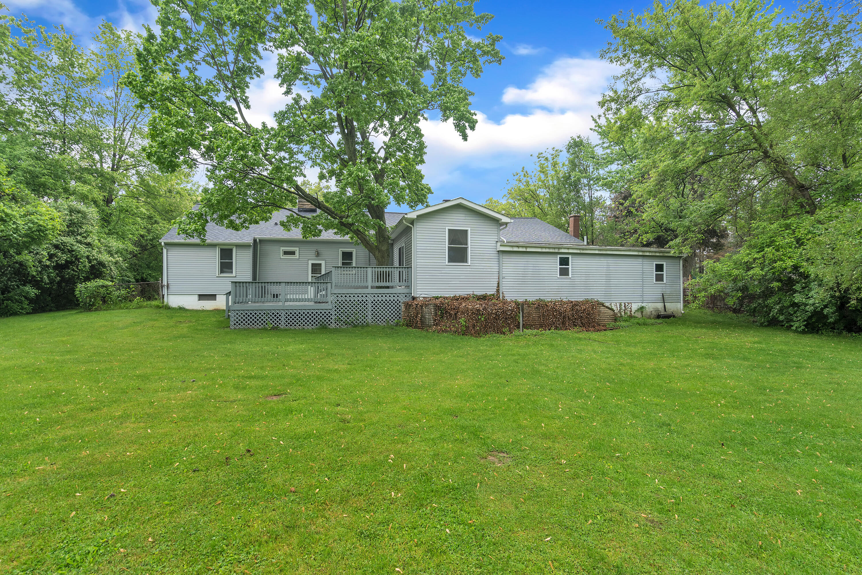 6909 Spring Arbor Road Spring Arbor, MI 49283 - Photo 29 of 30 36-6909-Spring-Arbor-Rd-WindowStill-Real