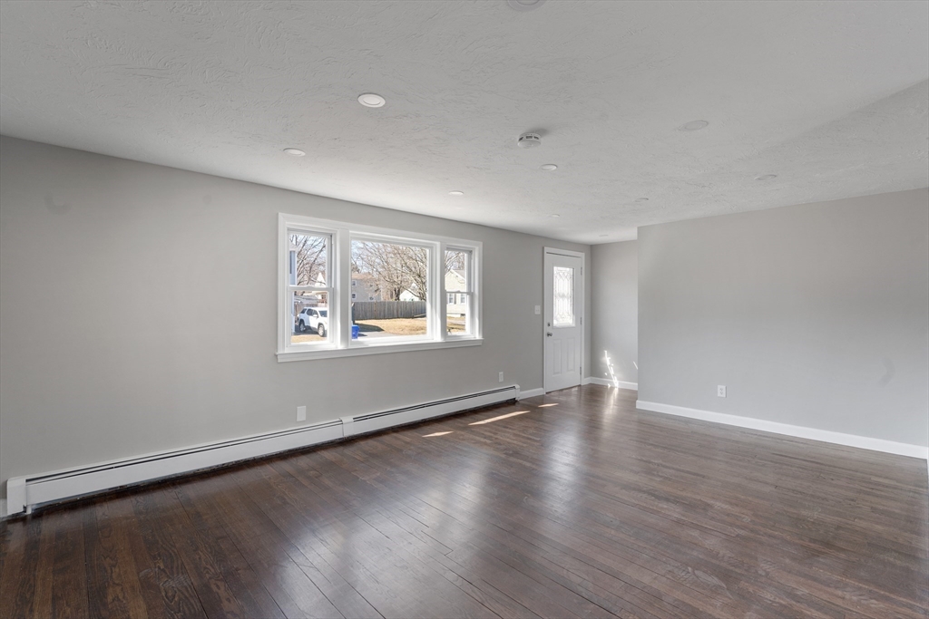 216 Levin Road Rockland, MA 02370 - Photo 7 of 18 Gallery Image 7