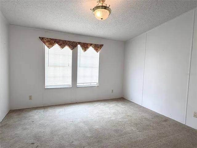 $165,000 | 264 Southwest Woodgate Terrace, Lake City, FL 32024