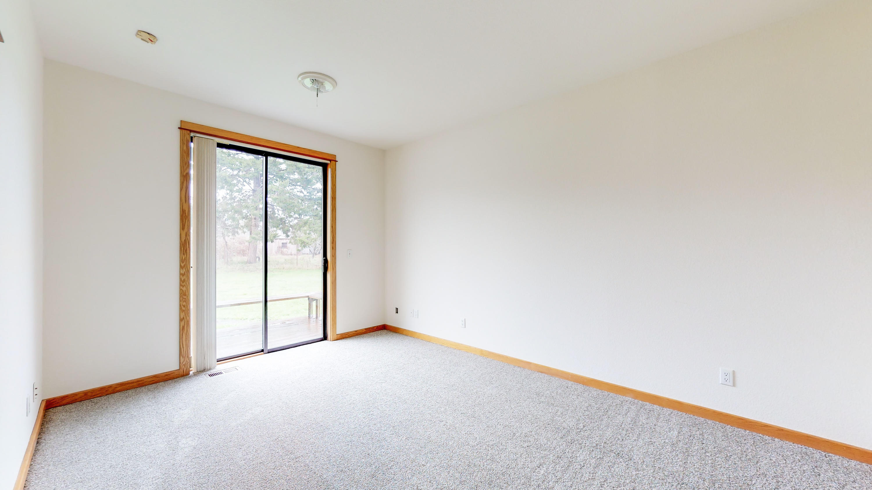 300 Woodland Avenue Rio Dell, CA 95562 - Photo 34 of 60 300 Woodland Avenue-133