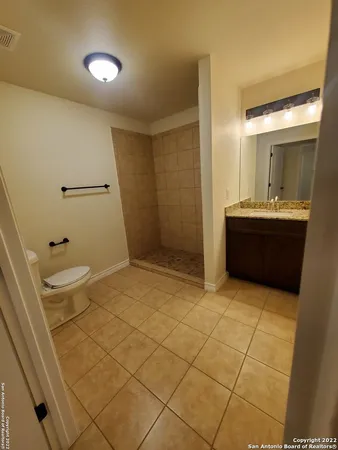 $1,150 | 7539 West Dixon Road, Unit 2, Somerset, TX 78069