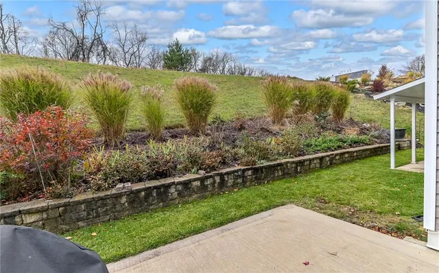 $589,000 | 252 Estates Drive, Gibsonia, PA 15044