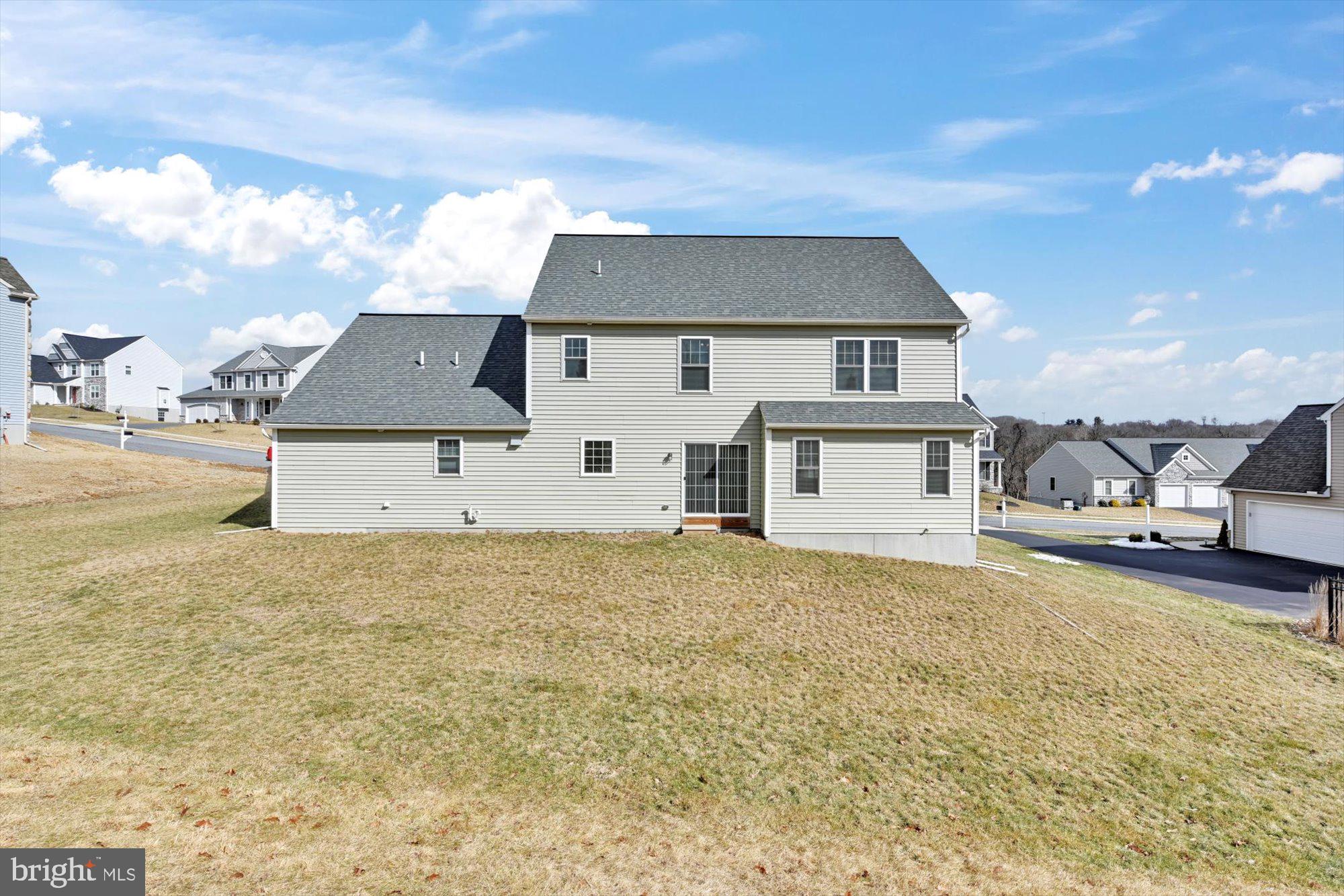 7035 Beaver Spring Road Harrisburg, PA 17111 - Photo 35 of 39 Rear View