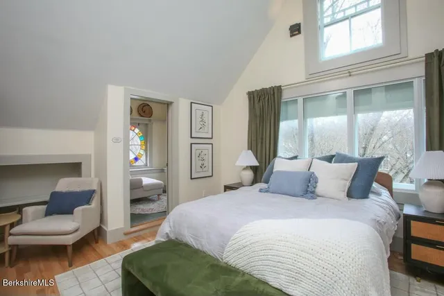 $9,500 | 44 Main Street, Unit 4, Stockbridge, MA 01262