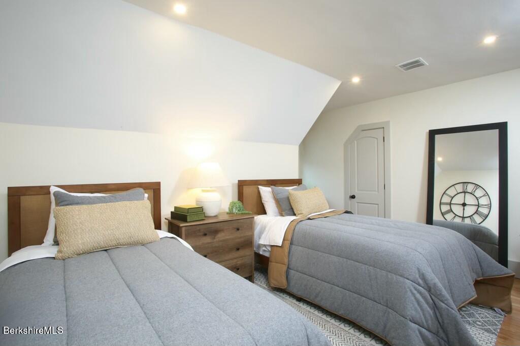 44 Main Street, Unit 4 Stockbridge, MA 01262 - Photo 10 of 12 BEDROOM #3