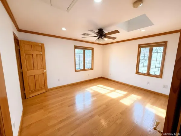 $4,998 | 76-11 270th Street | Glen Oaks