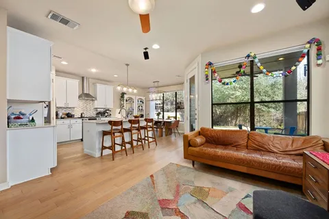 $3,450 | 2819 Corbin Lane, Austin, TX 78704