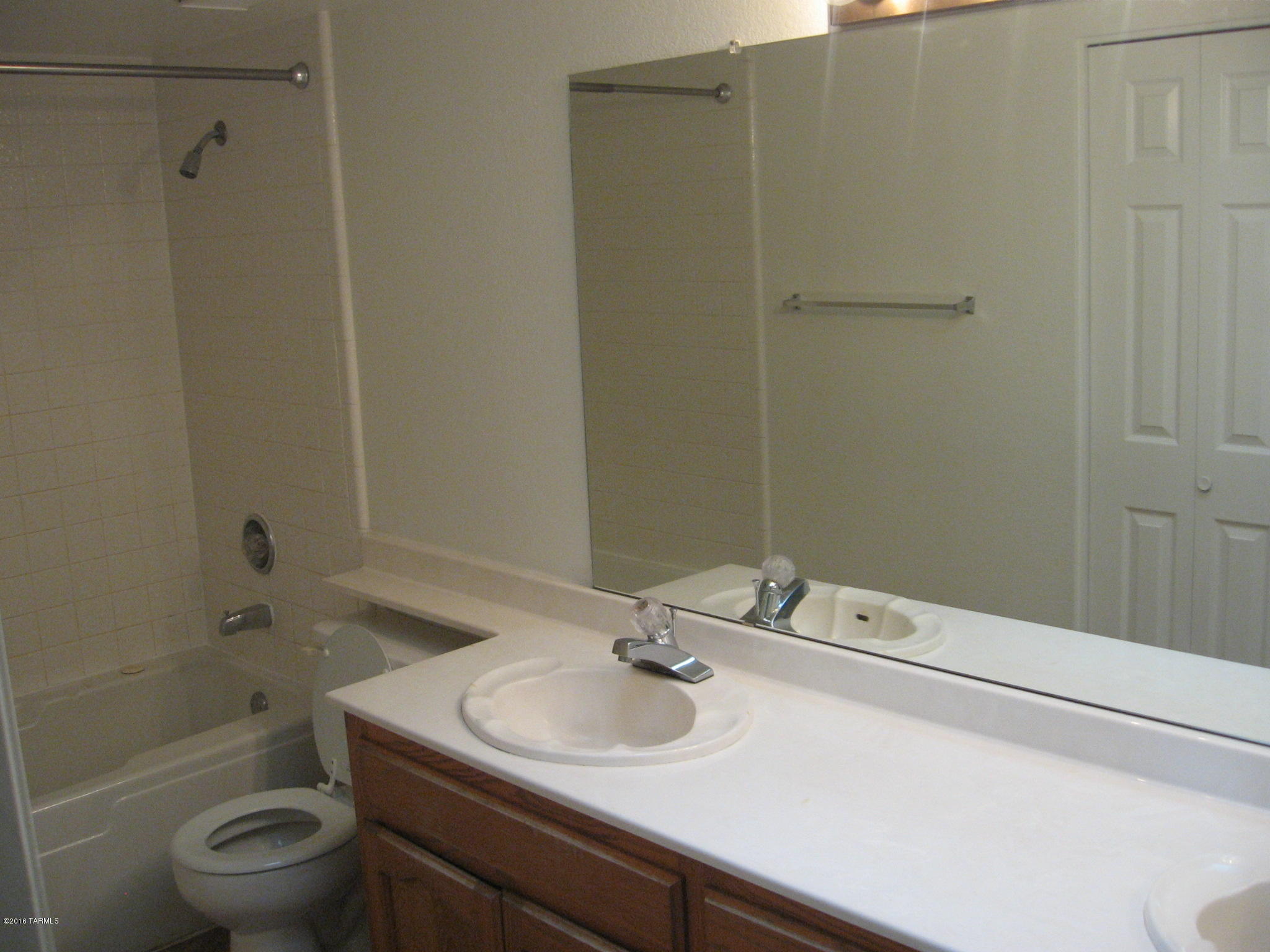 1200 East River Road, Unit J133 Tucson, AZ 85718 - Photo 23 of 33