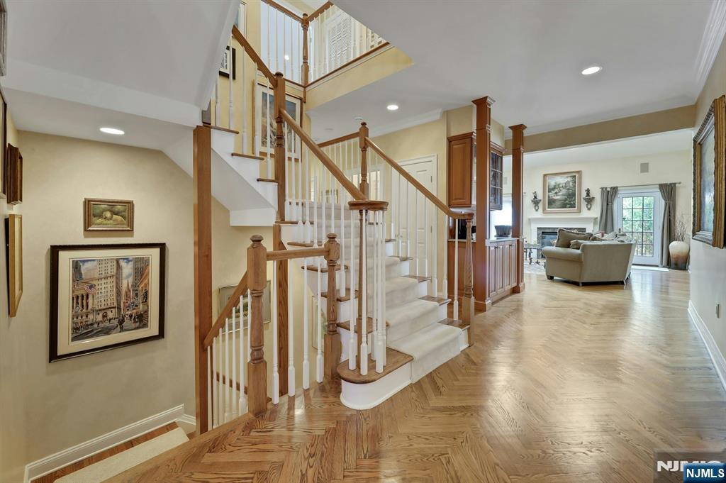 278 Hampshire Ridge, Unit 278 Park Ridge, NJ 07656 - Photo 4 of 45