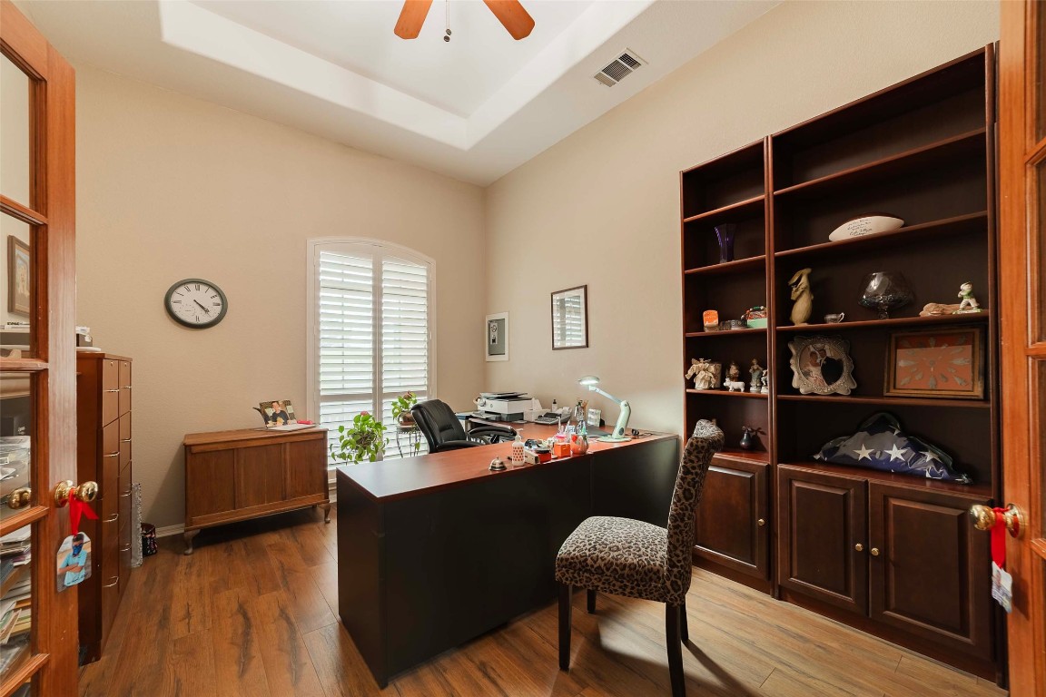 20145 Janak Road Coupland, TX 78615 - Photo 35 of 40 a living room with furniture