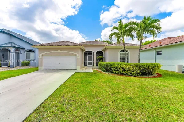 $499,999 | 2819 Augusta Lane, Homestead, FL 33035
