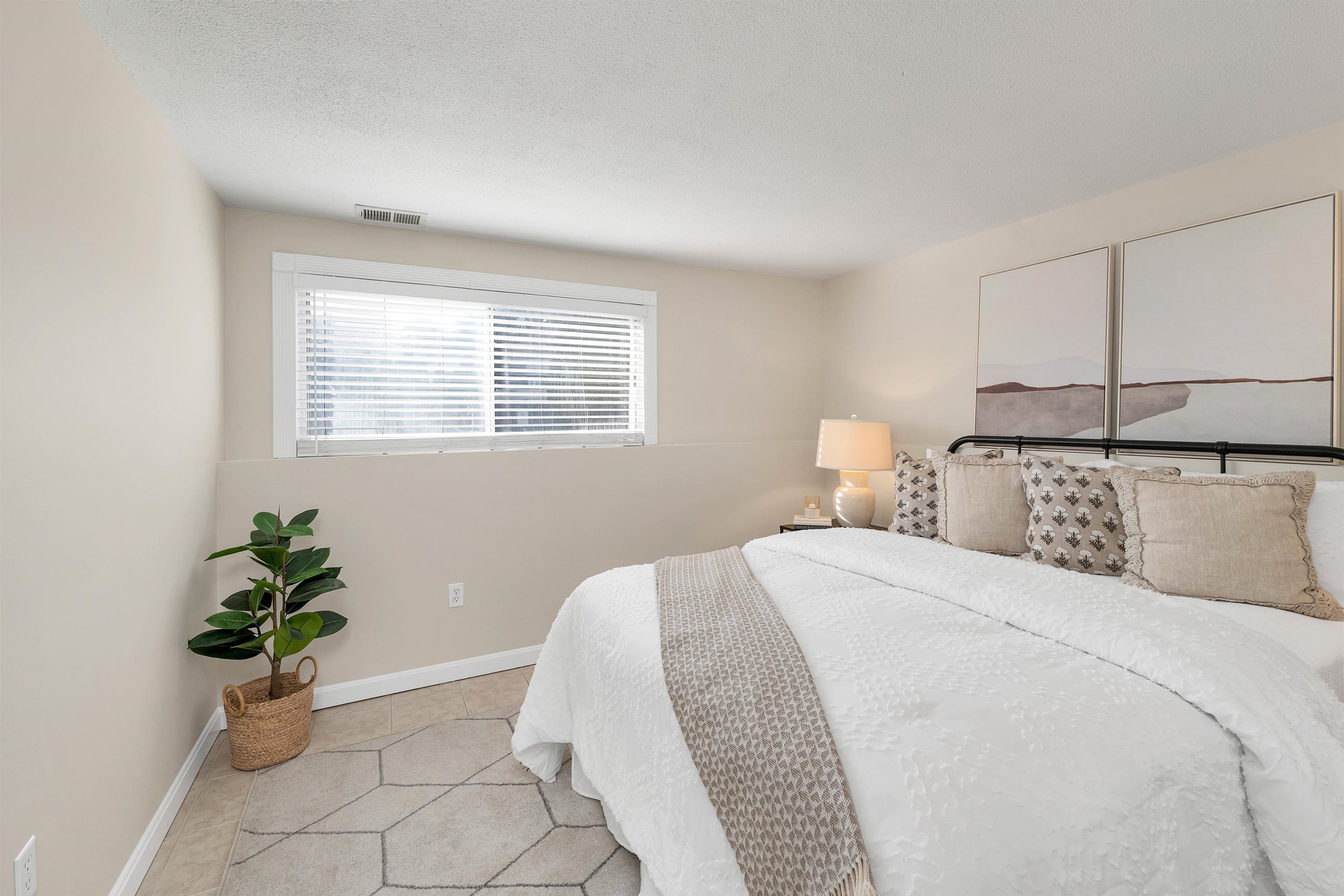 28 Seabury Hampton, NH 03842 - Photo 13 of 33