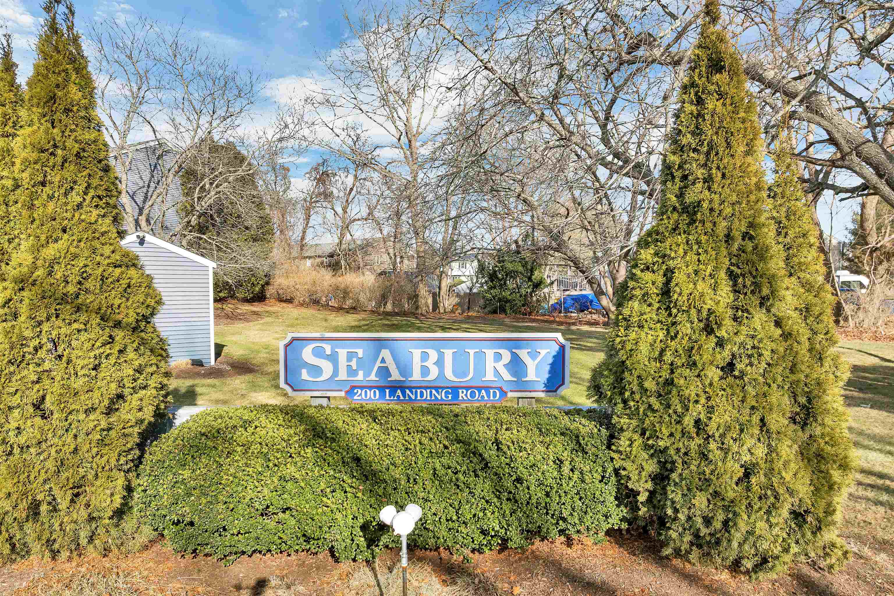 28 Seabury Hampton, NH 03842 - Photo 2 of 33