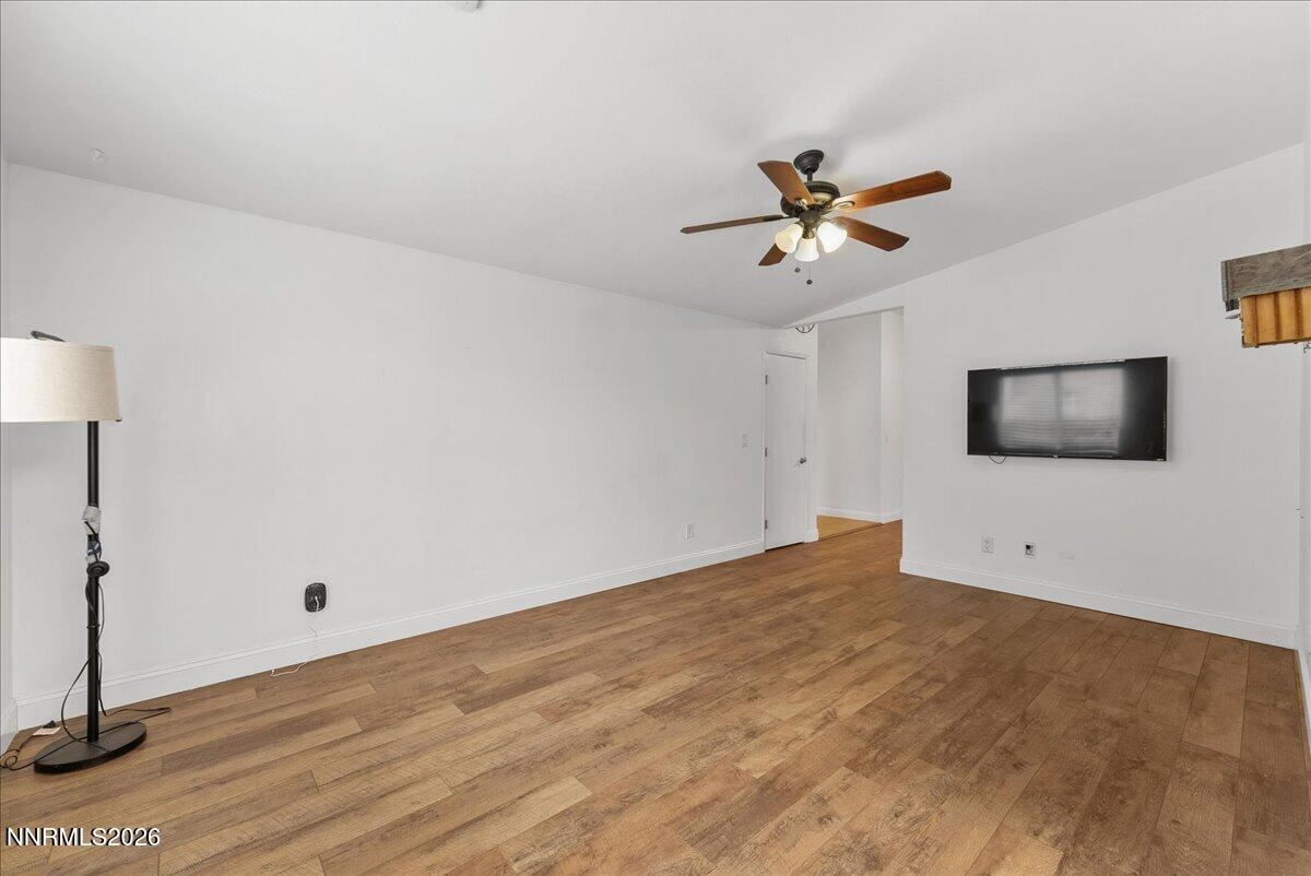 4730 Spring Drive Reno, NV 89502 - Photo 14 of 34 14-4730 Spring Dr Reno NV 89502 (18 of 3