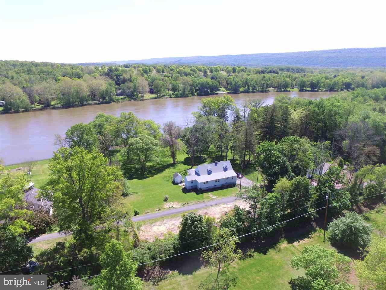 56 Towpath Road Duncannon, PA 17020 - Photo 6 of 25 Gallery Image 6