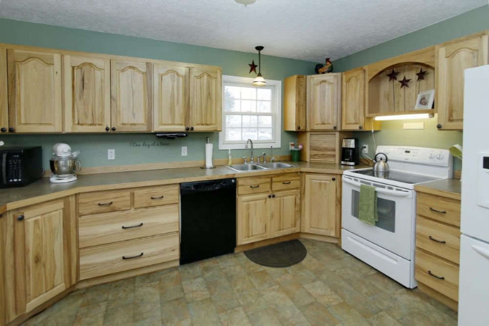 8332 South Clark Road Nashville, MI 49073 - Photo 8 of 29 8332 S Clark-08_TN