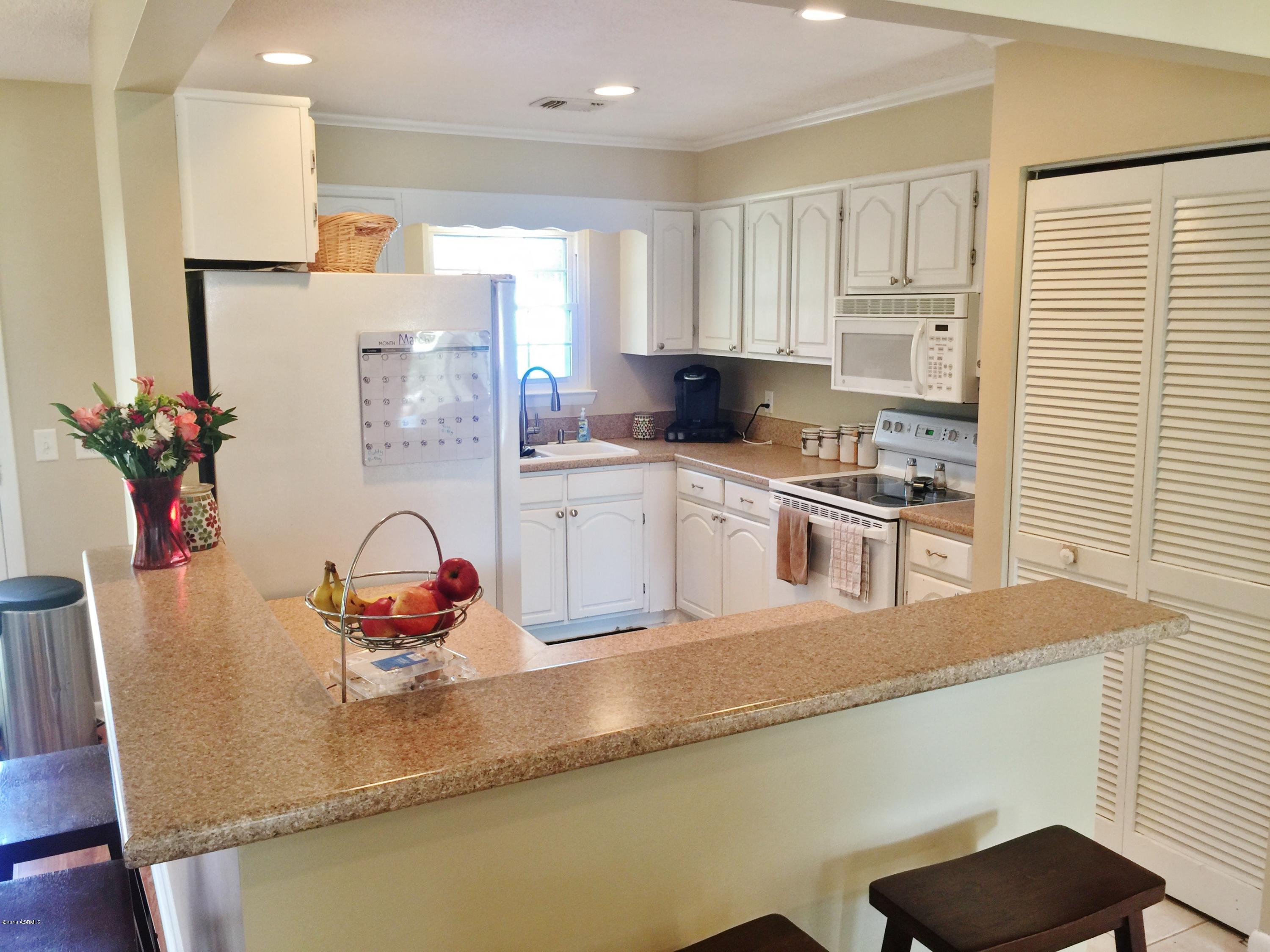 3048 Ratel Circle Beaufort, SC 29902 - Photo 4 of 21 IMG_8556