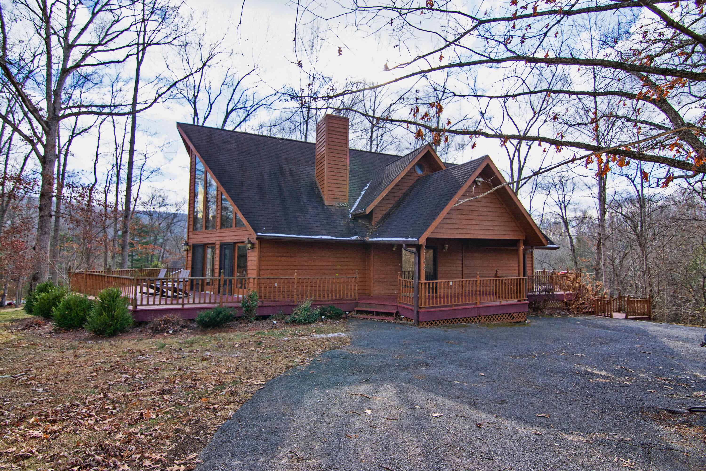 2148 Stone House Road Caldwell, WV 24925 - Photo 6 of 82 Gallery Image 6
