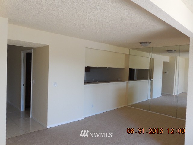 7433 Old Redmond Road, Unit 323 Redmond, WA 98052 - Photo 5 of 15