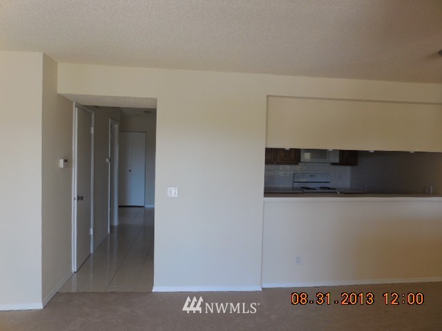 7433 Old Redmond Road, Unit 323 Redmond, WA 98052 - Photo 6 of 15