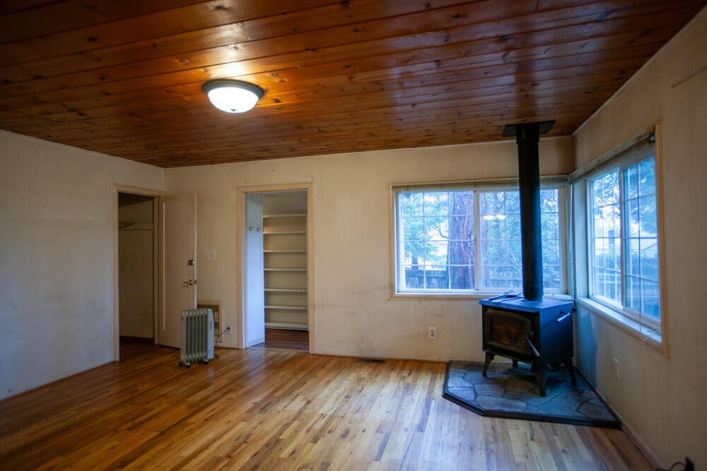 3754 New Hope Road Grants Pass, OR 97527 - Photo 9 of 17 IMG_0054-HDR