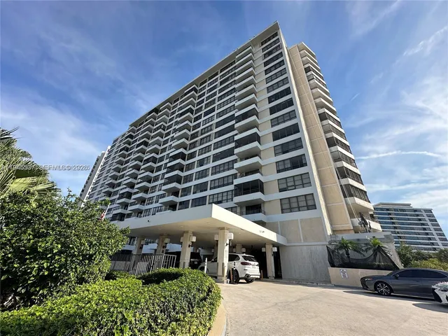 $399,000 | 600 Three Islands Boulevard, Unit 212, Hallandale Beach, FL 33009