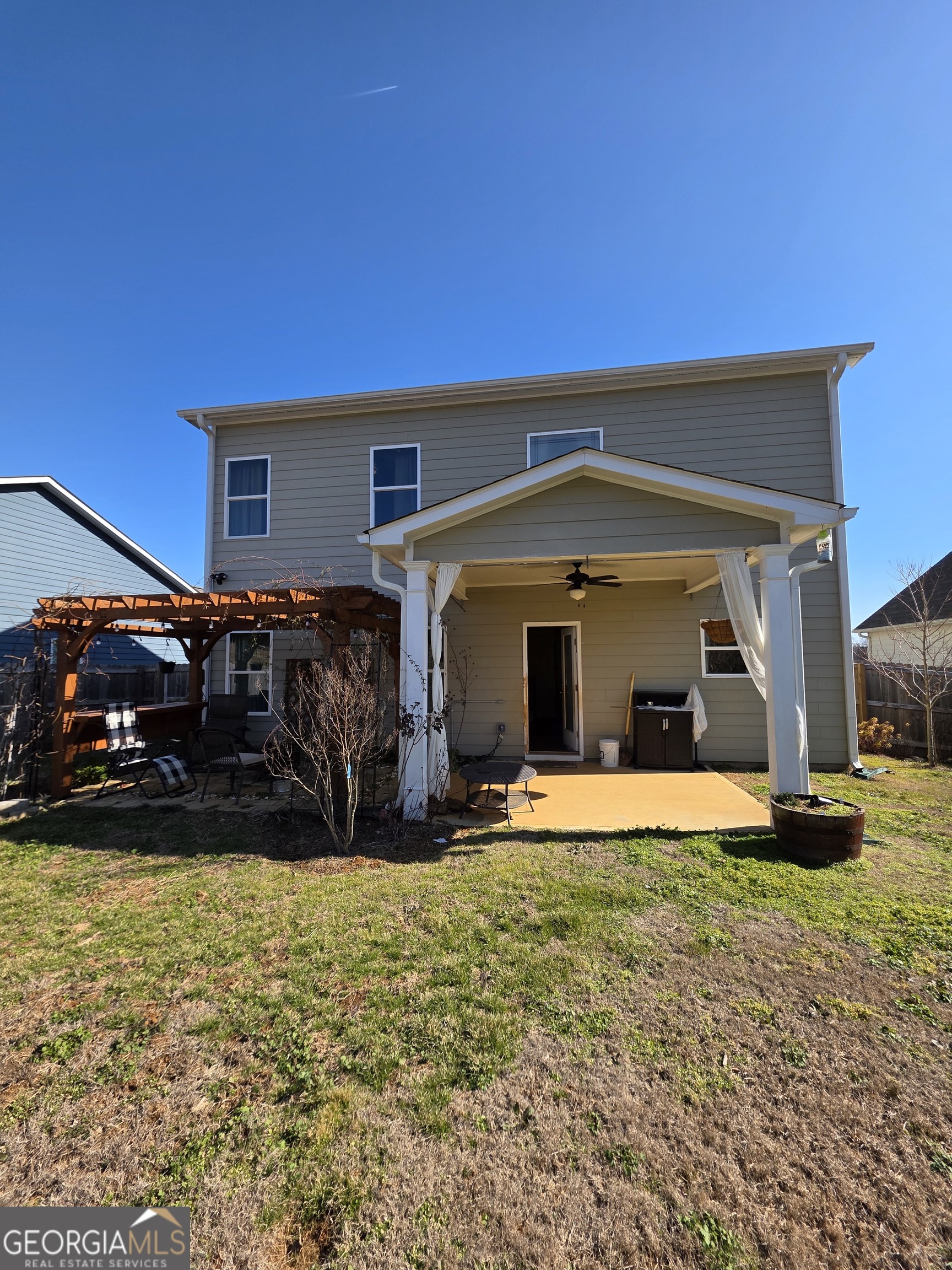 28 Thacker Trail Adairsville, GA 30103 - Photo 12 of 14 a view of a car park in front of a house