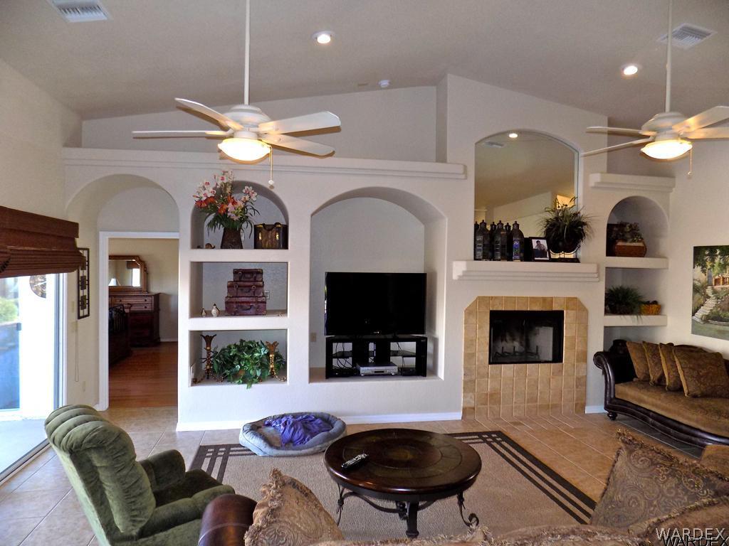 2225 East Corwin Road Bullhead City, AZ 86442 - Photo 3 of 15