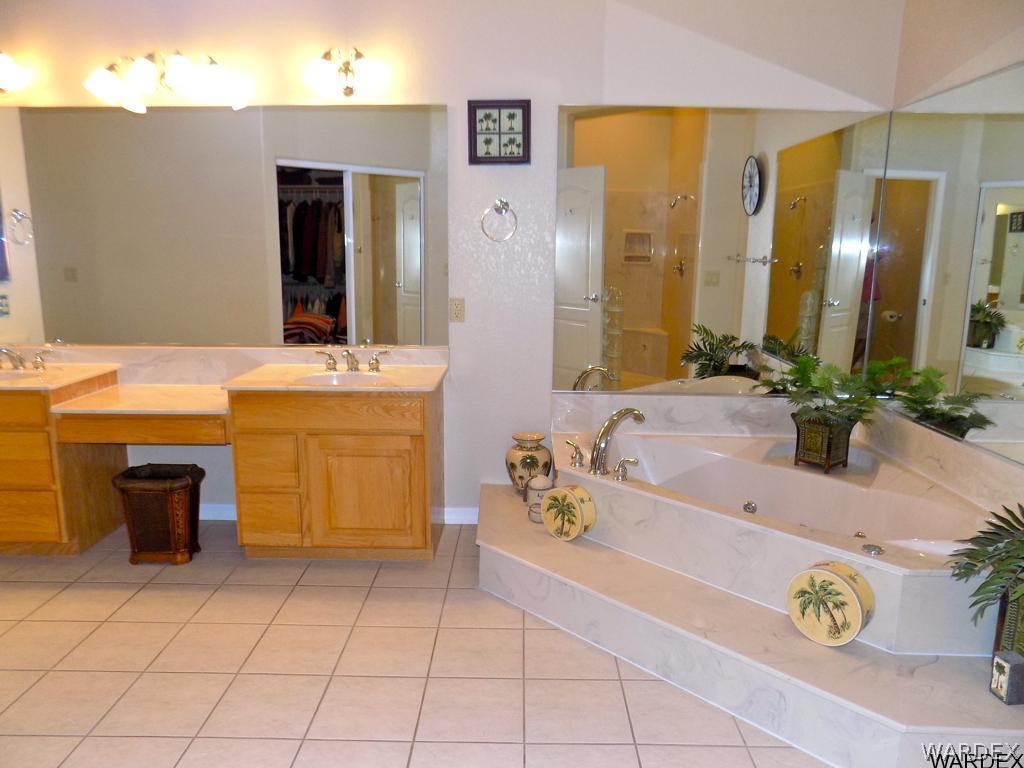 2225 East Corwin Road Bullhead City, AZ 86442 - Photo 6 of 15