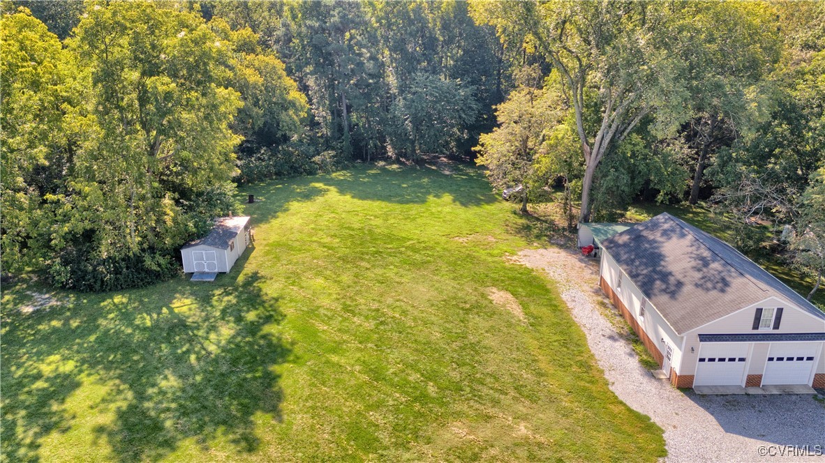 5285 Sandy Valley Road Mechanicsville, VA 23111 - Photo 36 of 37 a view of a yard with swimming pool