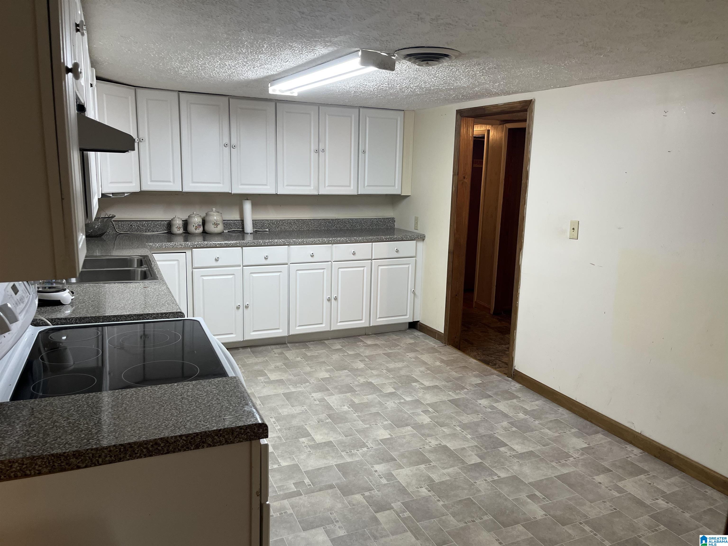 267 Turner Road Munford, AL 36268 - Photo 5 of 37