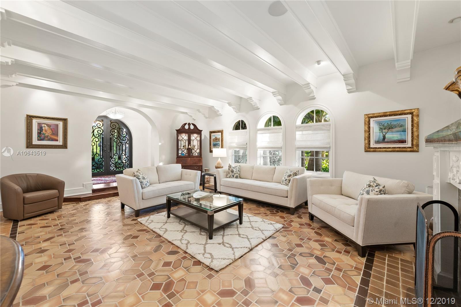 3400 Pine Tree Drive Miami Beach, FL 33140 - Photo 11 of 52