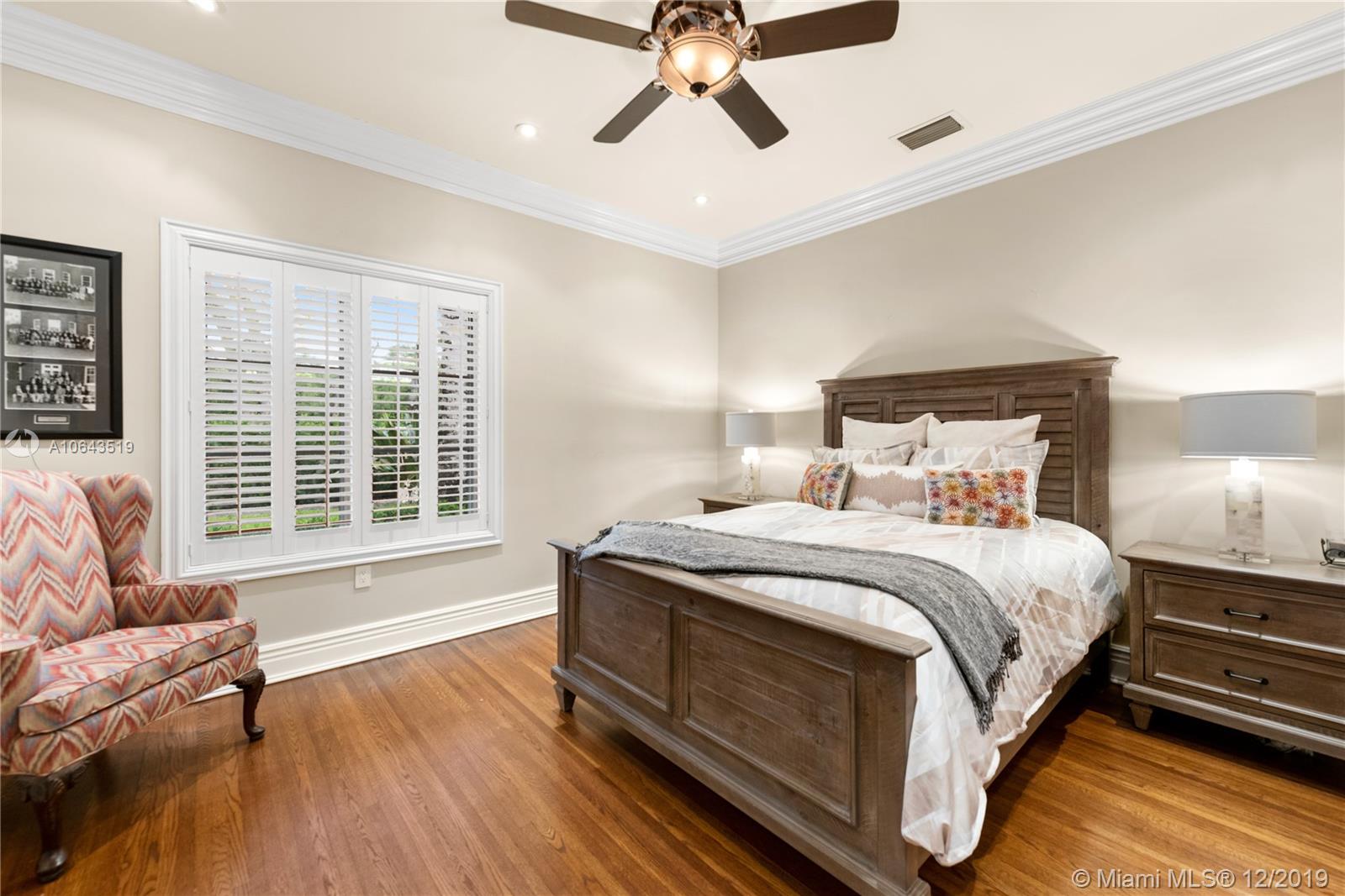 3400 Pine Tree Drive Miami Beach, FL 33140 - Photo 21 of 52