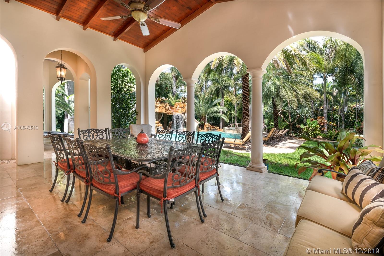 3400 Pine Tree Drive Miami Beach, FL 33140 - Photo 27 of 52 1000+sqft of Covered Terraces