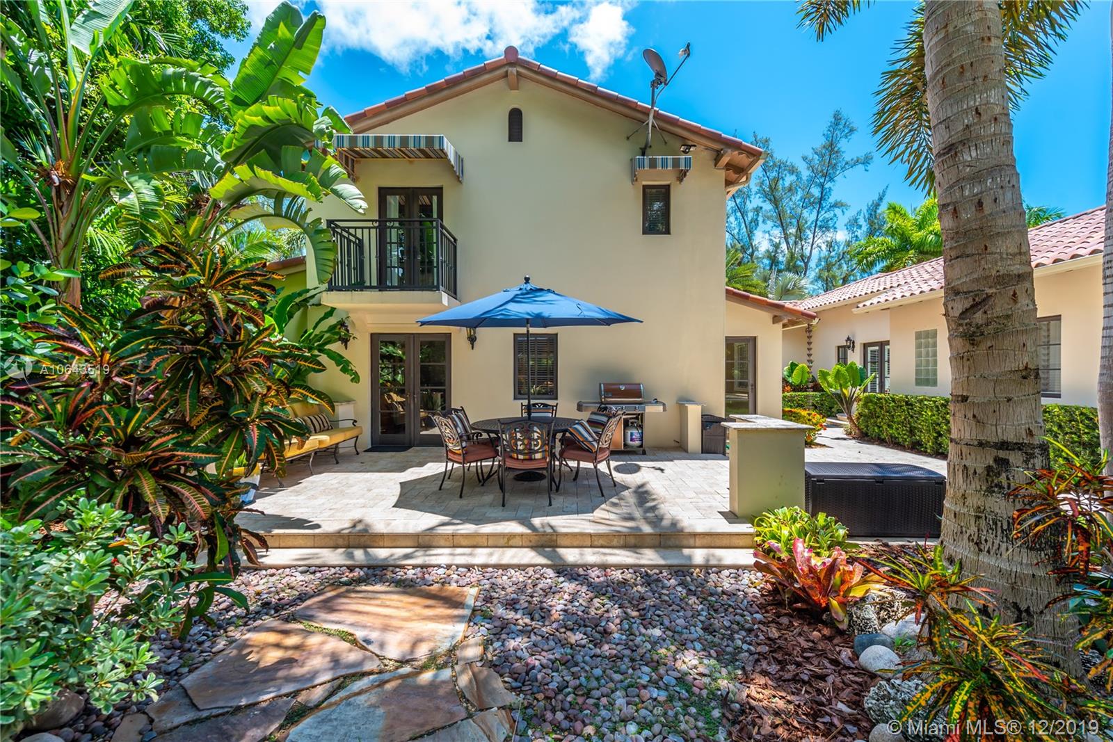 3400 Pine Tree Drive Miami Beach, FL 33140 - Photo 30 of 52